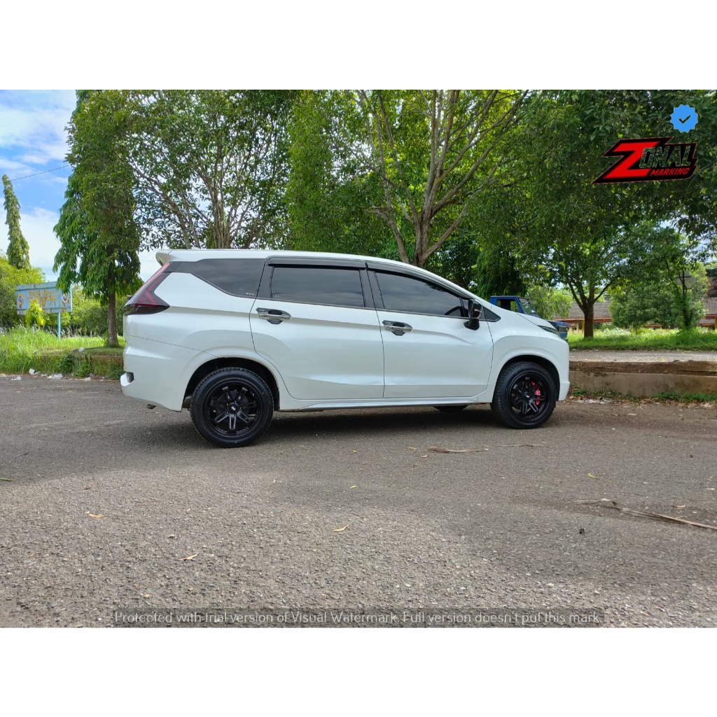 PAKET VELG DAN BAN MOBIL RING 17 UNTUK XPANDER INNOVA CAMRY