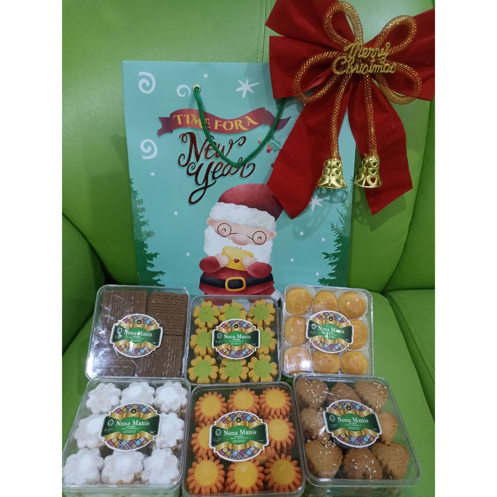 

NONA MANIS HAMPERS NATAL - CHISTMAS (Packaging paper bag)