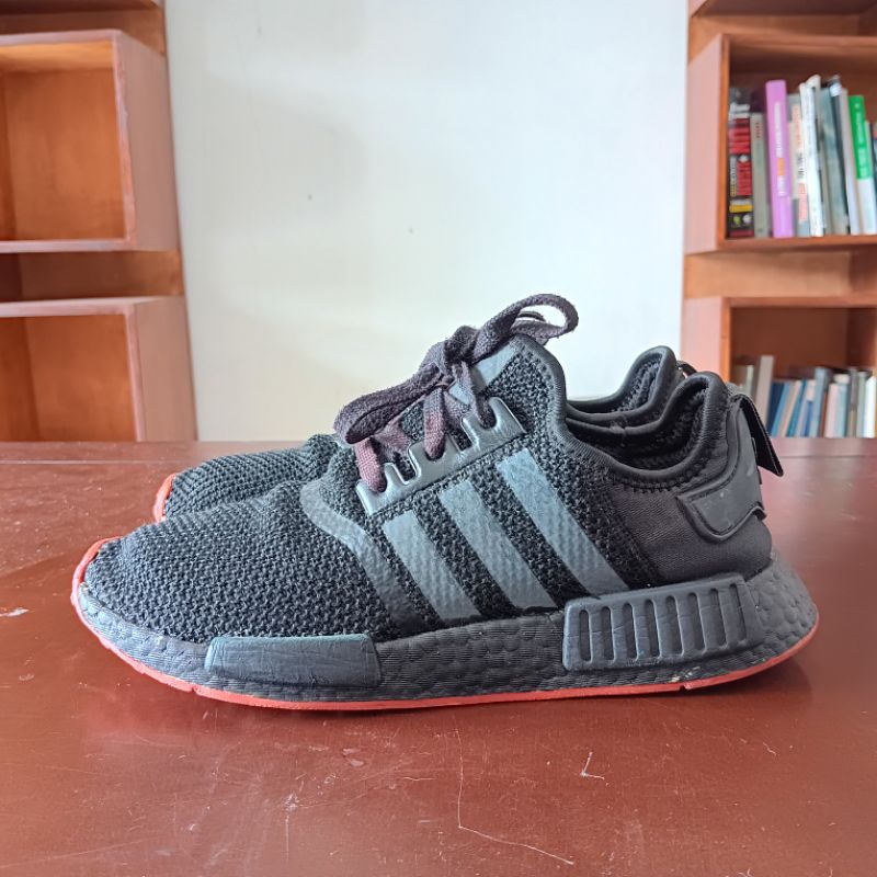 Adidas NMD R1 Hitam Merah Custom Sepatu Sneakers Unisex Second Original