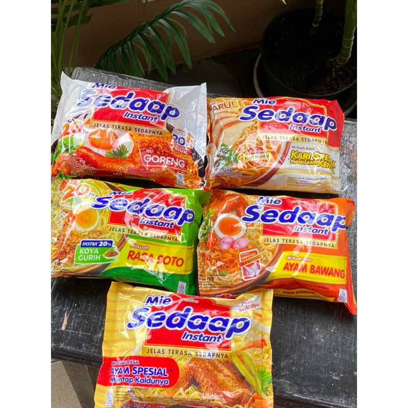 

MIE SEDAAP ALL VARIAN / MIE SEDAAP / MIE MURAH / MIE INSTAN / MIE GORENG SEDAAP / MIE SEDAAP SOTO / MIE SEDAAP KARI SPESIAL / MIE SEDAAP SOTO