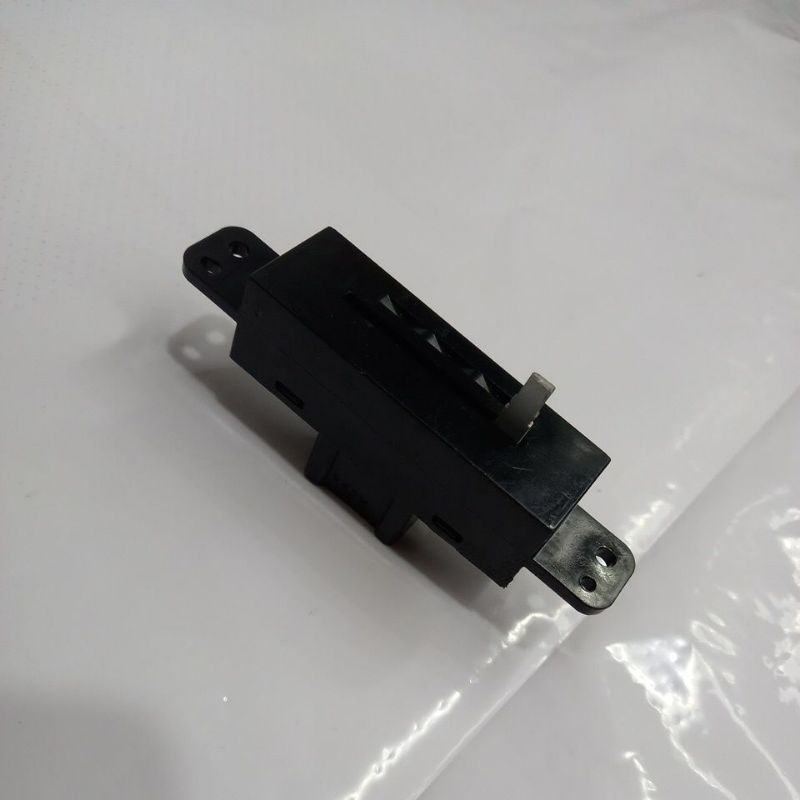 SWITCH GESERAN AC BLOWER BELAKANG MOBILIO FREED