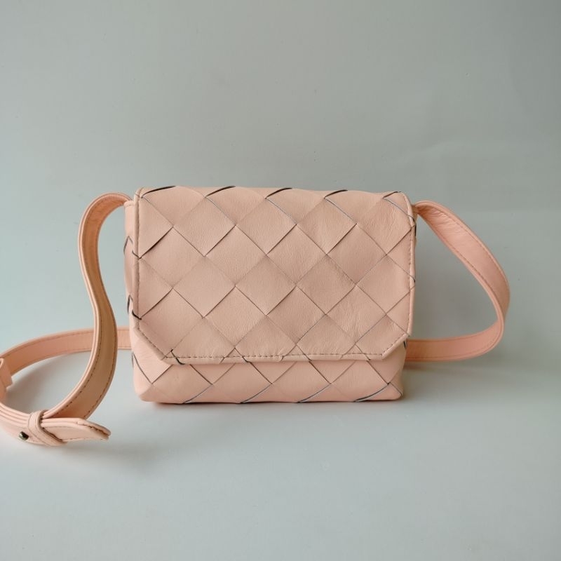 Woven Cassette MenBag