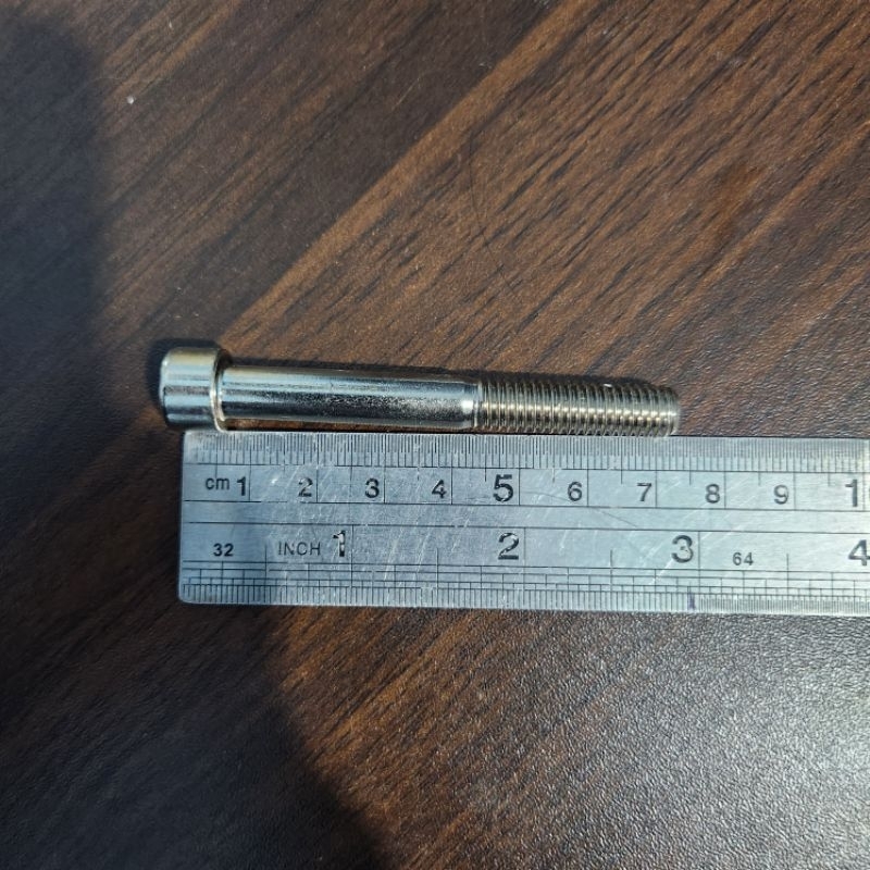 Baut L6 drat 8mm (baut 12) panjang 7cm