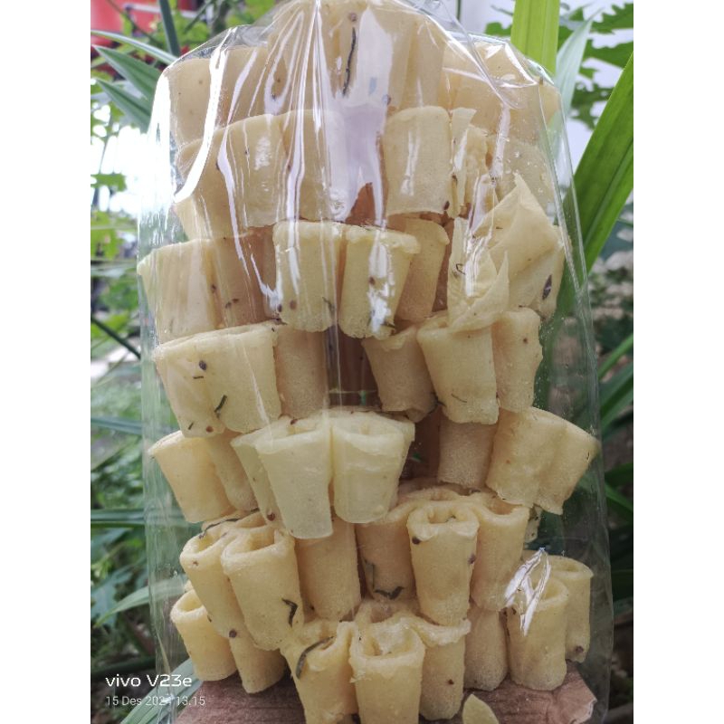 

Saroja Gurih /Seroja Ketumbar oleh oleh khas Sunda