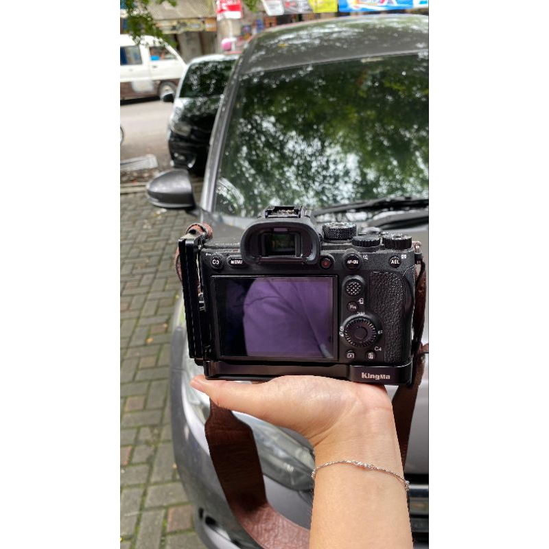 Camera Sony A7R IV Sony Mirrorless Camera Body Only ( hampir GK pernah di pakai) barang second tapi 