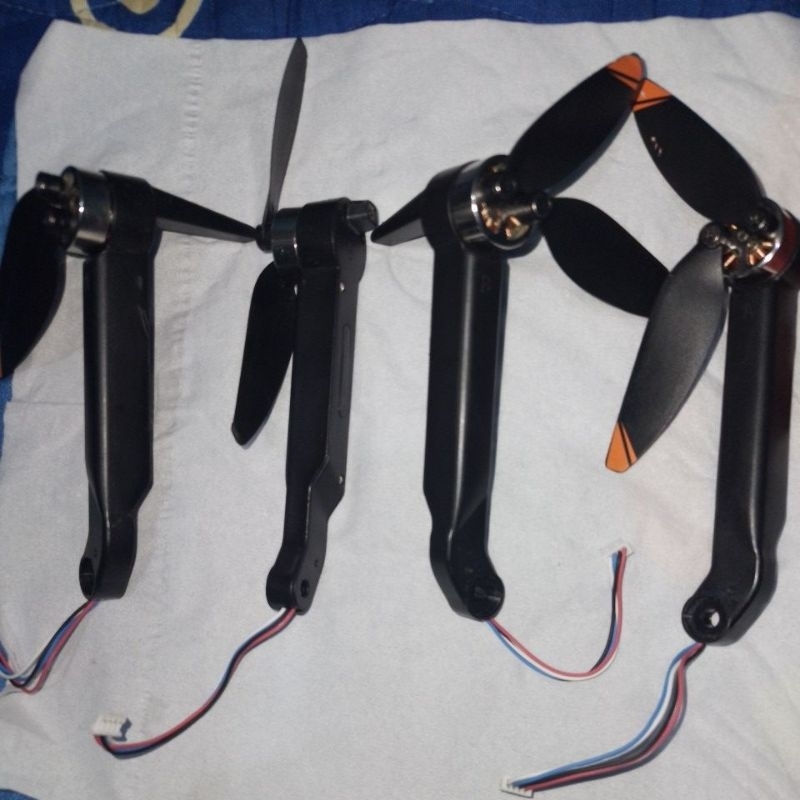 satu set arm drone A13