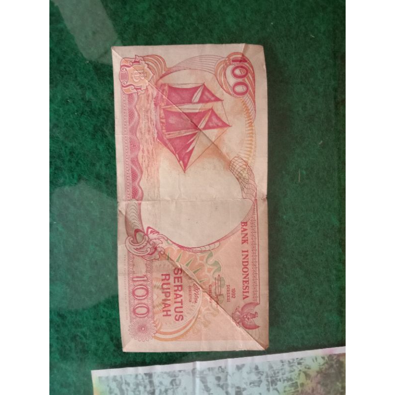 Uang Kertas Kuno 100 Rupiah Asli RI Bank BI