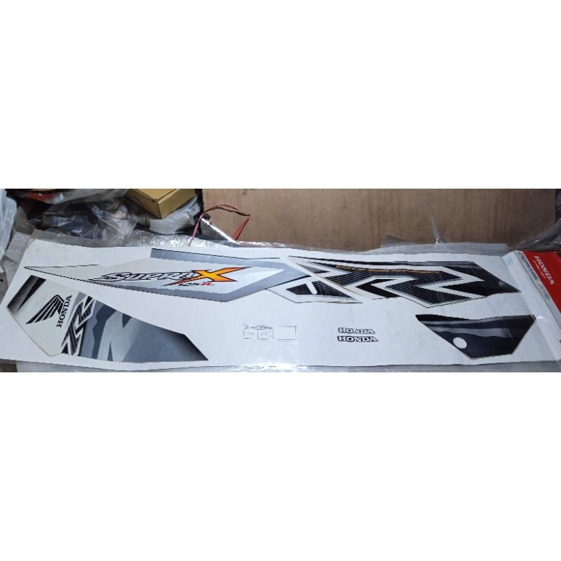 871x0 kyl 690 zdr dijual original AHM Astra Honda motor black violet striping stiker box cover body 