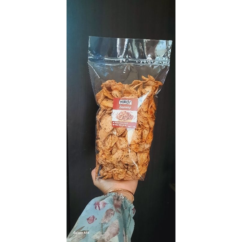 

[YINQI]BASRENG KOIN KRIUK PEDAS DAU JERUK DAN ORIGINAL DAUN JERUK KEMASAN 250GR