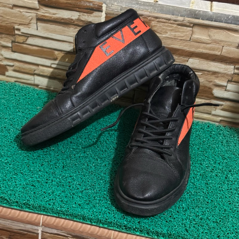 sepatu everbest second preloved pria