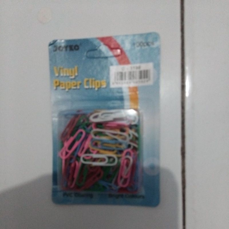 

PAPER CLIPS / PENJEPIT KERTAS BAHAN VINYL MERK JOYKO TYPE C - 3100 PER PAK ISI 100 PCS