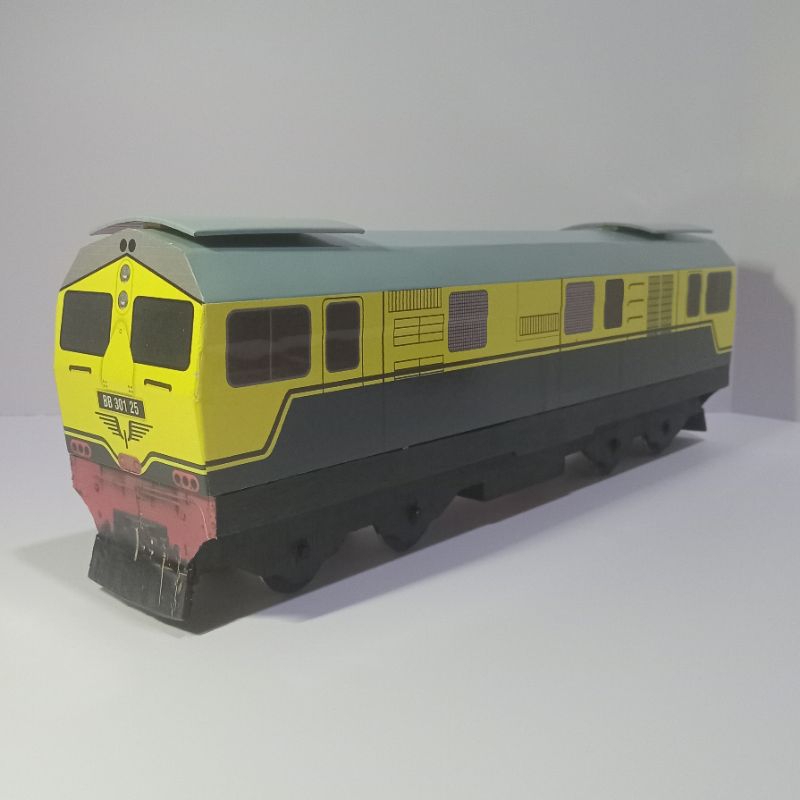 Kereta api KAI mainan BB301
