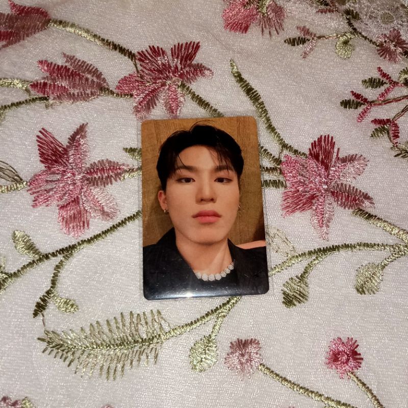 jeongwoo pap lucky draw the same photocard