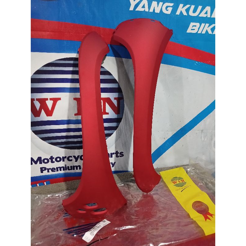 sayap luar scoopy new 2020-2023 merah doff/legshiled luar scoopy 2020-2023 merah doff/wing scoopy 20