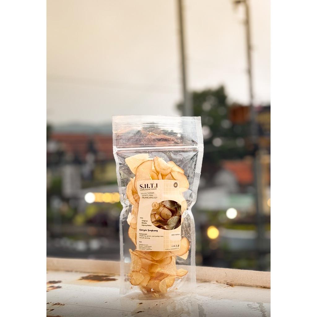 

Keripik Singkong 250 gr [S.H.T.I] - Snack Makanan Ringan - Food Camilan Kripik Cemilan Kering