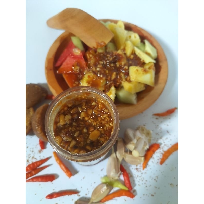 

sambal rujak pedas manis cobek mbok Djum hamemade resep tradisuonal/sambal rujak buah
