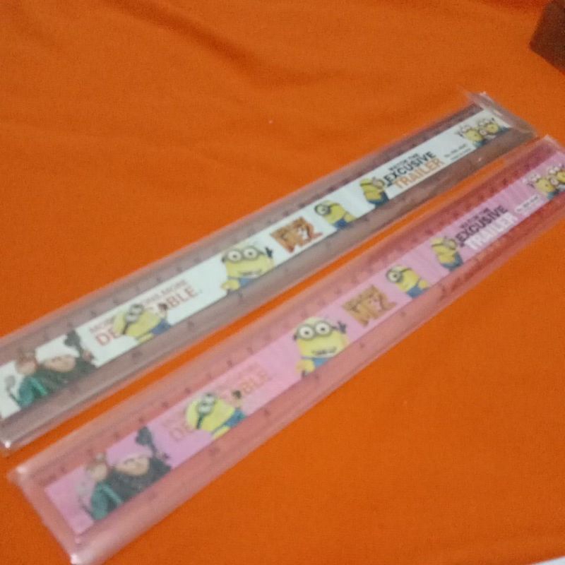 

PENGARIS/ROL 30CM MINION