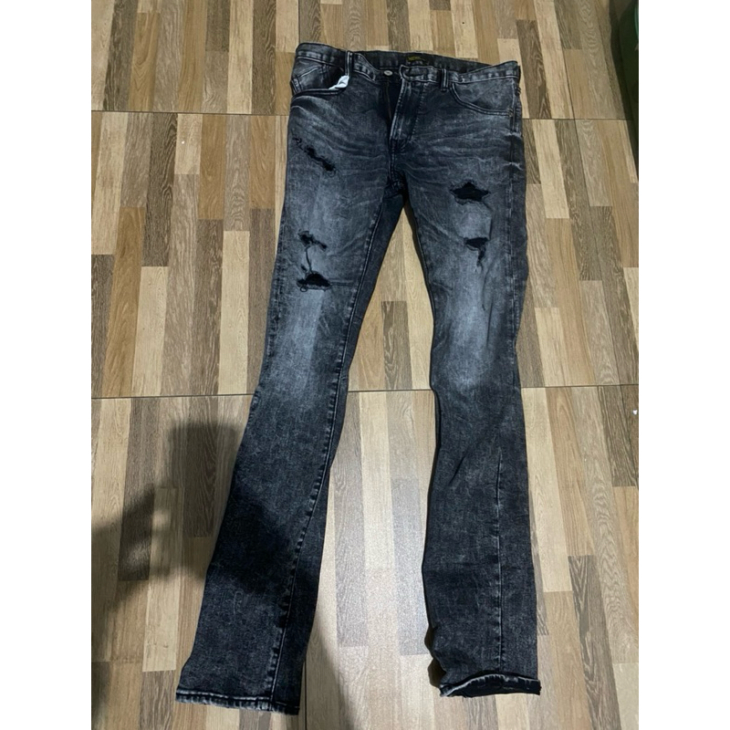 Ripped jeans bespoke project second