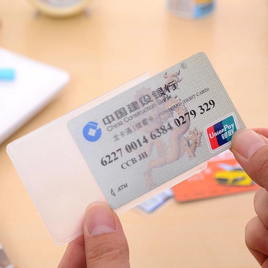 

Plastik Cover Pelindung Kartu ATM SIM KTP Kartu Nama Anti Basah