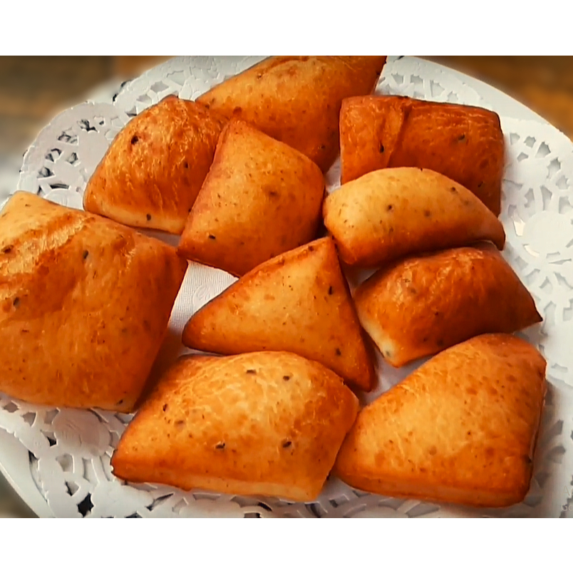 

bachomri roti goreng jinten isi 10 frozen food bachomri roti jinten bacomri baghomri