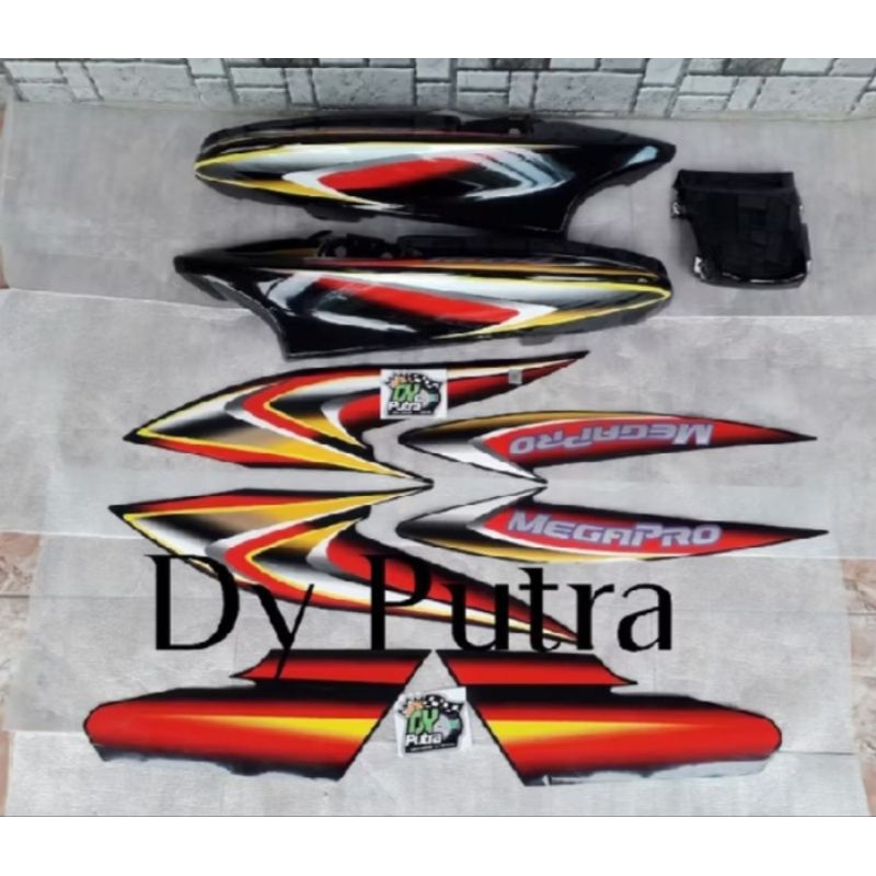 cover body megapro hiu/megapro lama set setriping