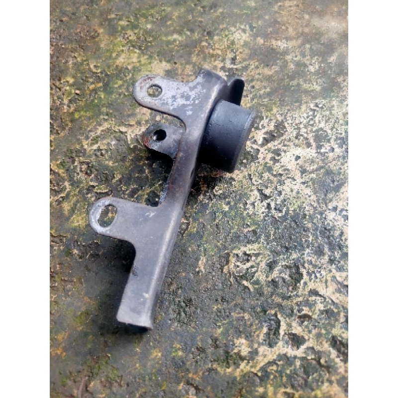 bracket breket tahanan standar tengah yamaha mio lama 5tl