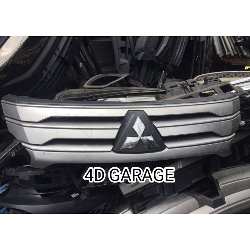 Grill Depan Pajero Sport 2021