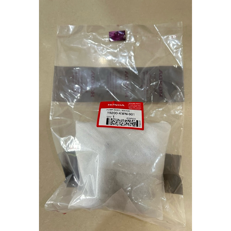 water pump assy vario 125,vario 150 ,pcx 150 19200-KWN-901 AHM ORI