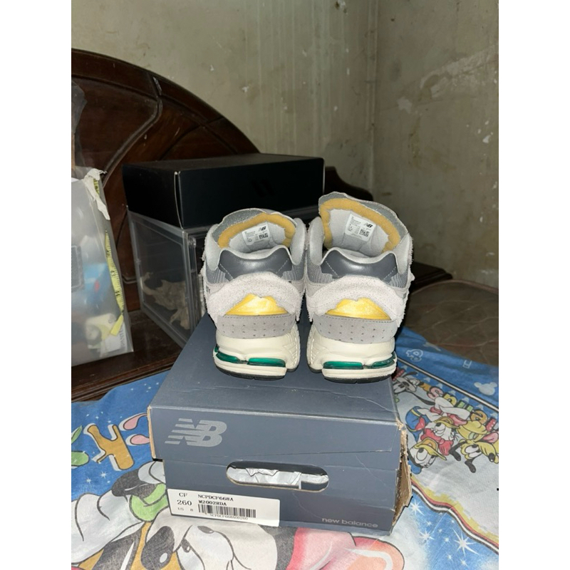 NEWBALANCE 2002R