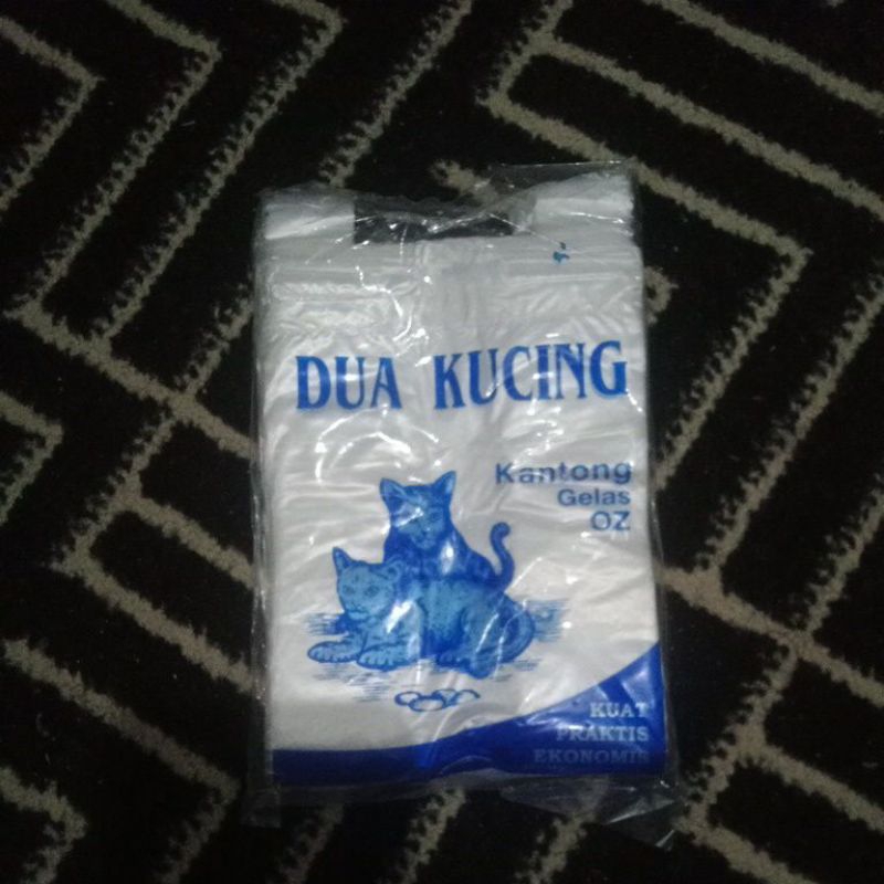 Plastik Gelas Oz Dua Kucing / Plastik Oz Satu Gelas Praktis