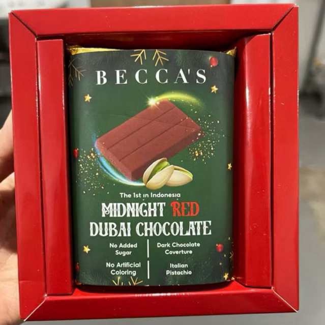 

[READYSTOCK] BECCAs MIDNIGHT RED DUBAI CHOCOLATE LIMITED EDITION
