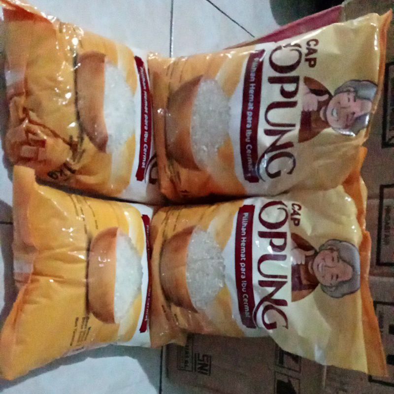 

beras capopung 1kg