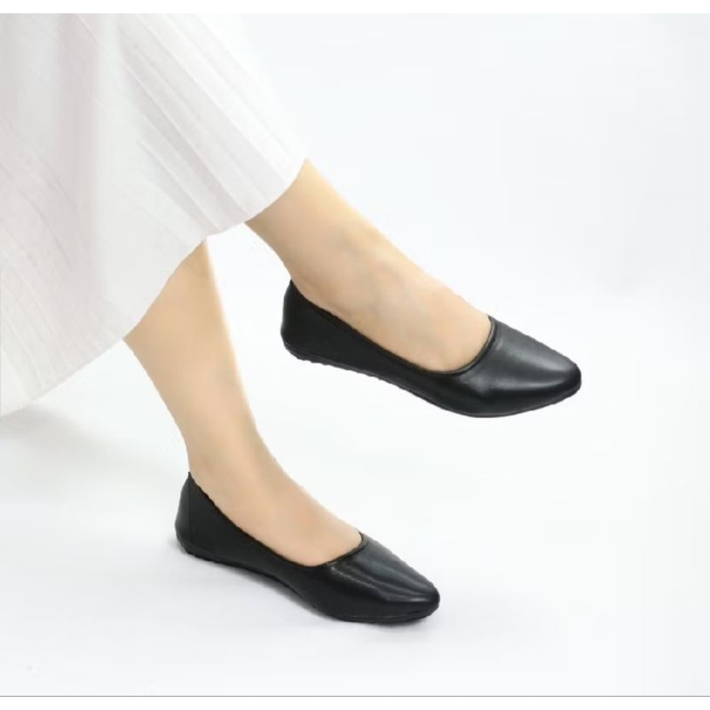 Flat Shoes Polos Hitam Sol Karet Non Slip A22