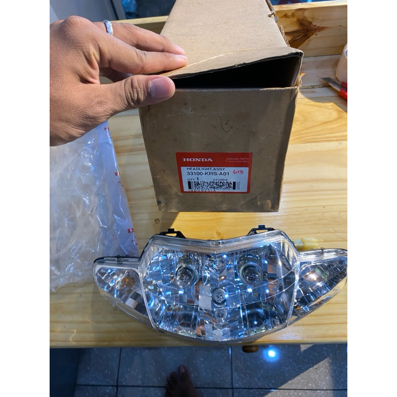 HEADLIGHT UNIT LAMPU DEPAN REFLEKTOR HONDA SUPRA FIT LAMA ORIGINAL AHM 33100-KRS-A01