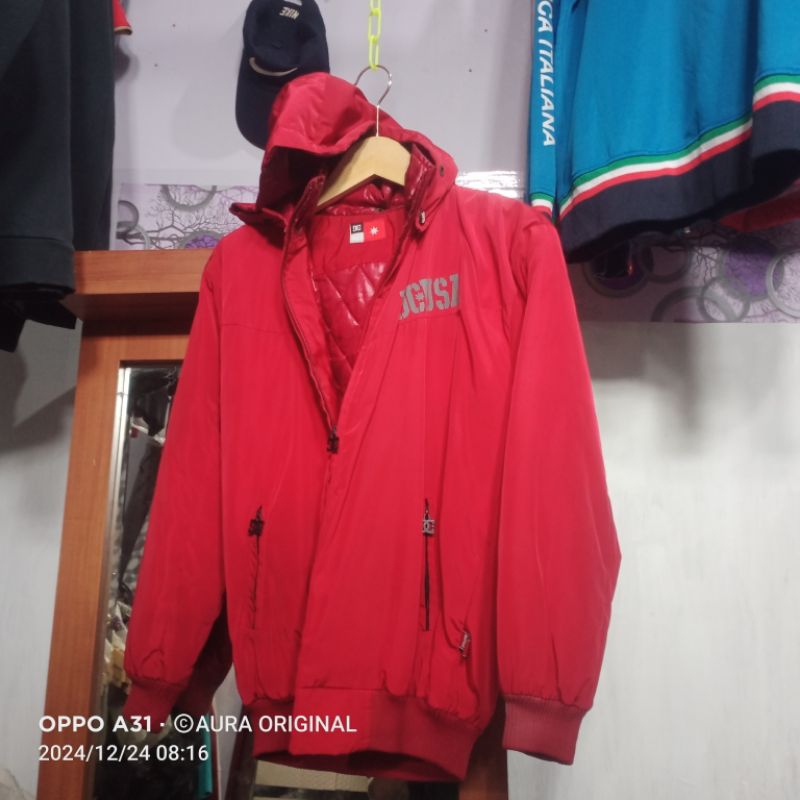 JAKET  DC CN SECOND PRELOVED size LD 106 cm X P 65 cm