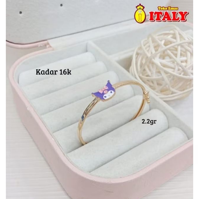 gelang emas tua variasi karakter ungu