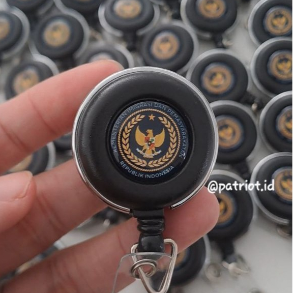 

Patriot.id | ID CARD KEMENIMIPAS POLSUSPAS (Logo Resmi Terbaru)