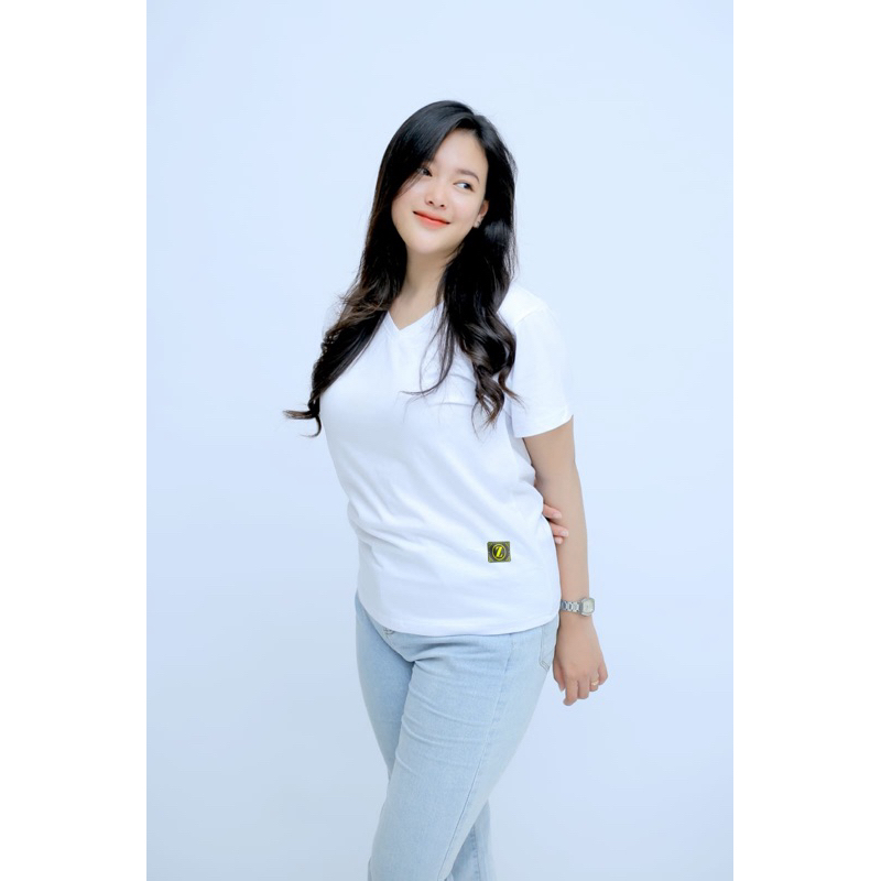 Kaos wanita dewasa // polos V neck // lengan pendek // bahan combed 24S
