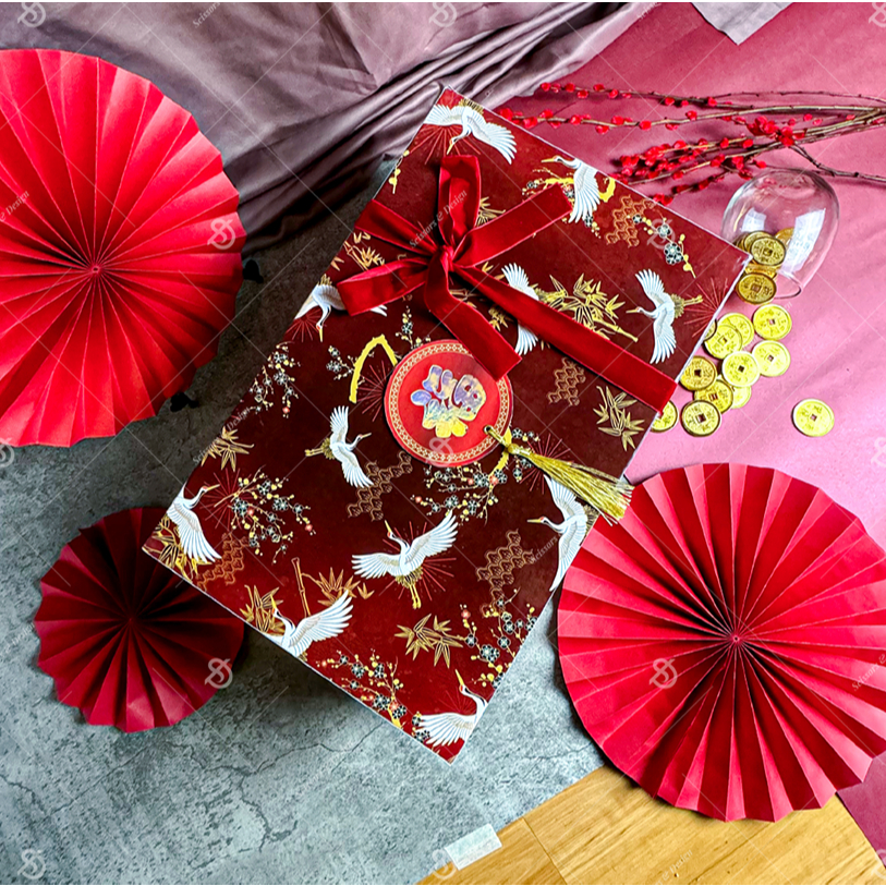 

Scissors & design Hard box Hampers Cny Kotak sepatu 40 x 25 x 15 cm CUSTOM PRE ORDER