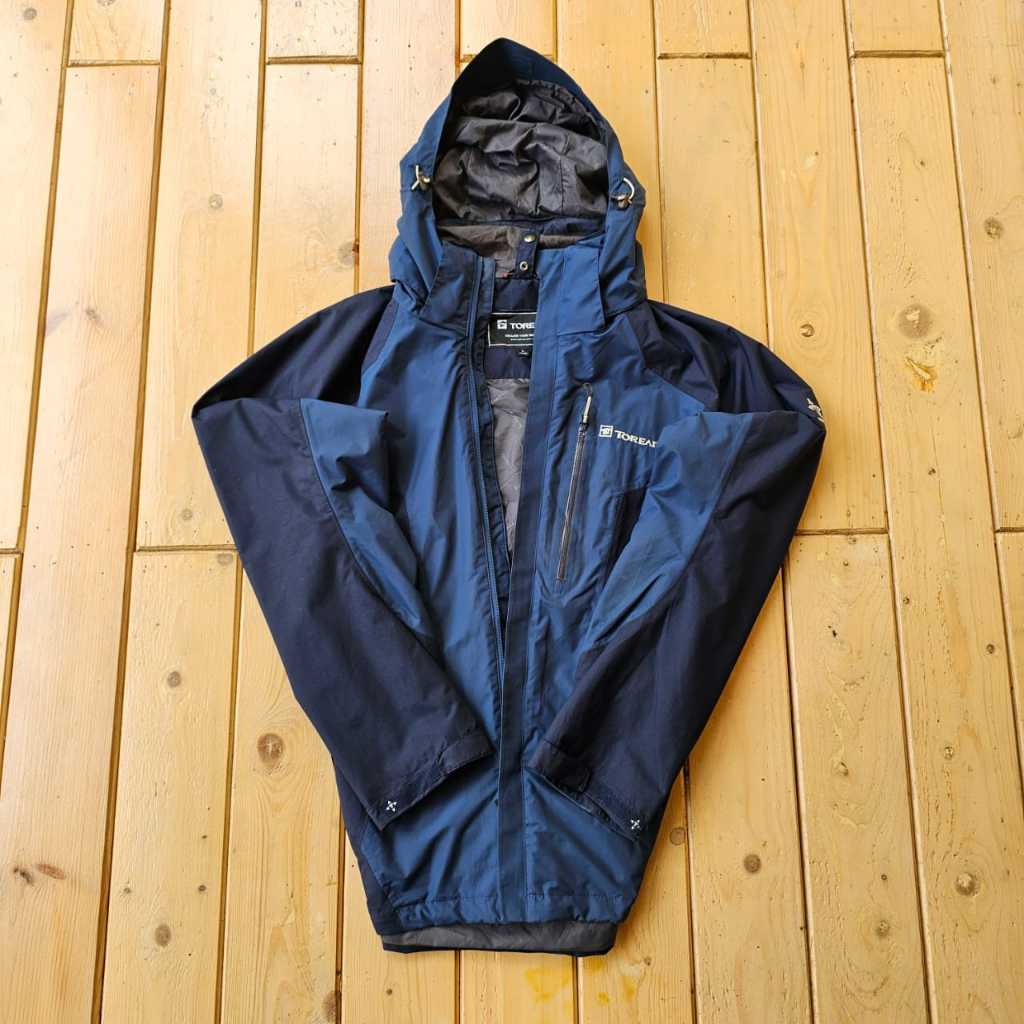 JAKET OUTDOOR TOREAD