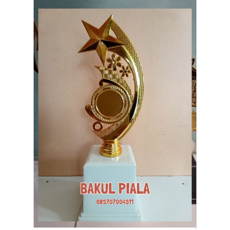 Grosir/ Piala murah / figur piala grosir /figur murah