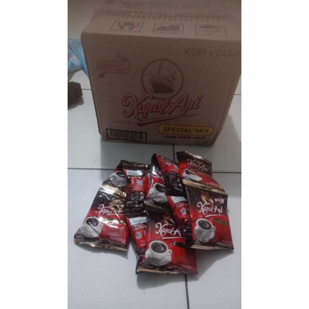 

Kopi kapal api spesial mix 1 dus (KOPI+GULA) 12 RENCENG