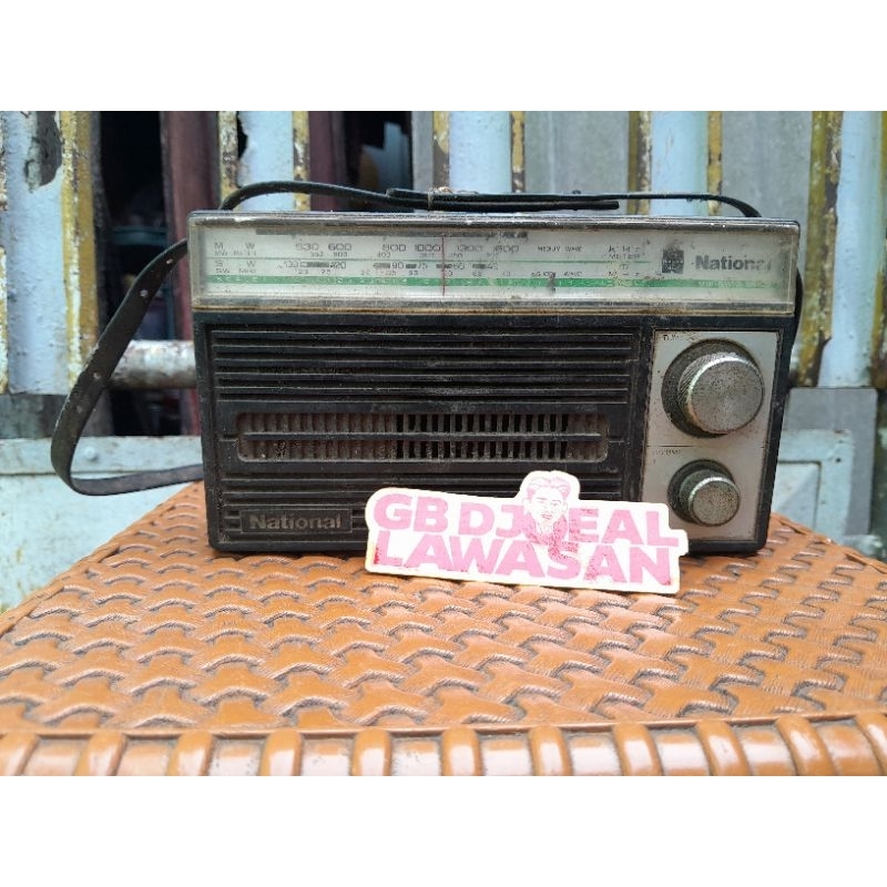 radio NATIONAL RF-4250Y kondisi ON SM/MW NORMAL vintage klasik antik kuno
