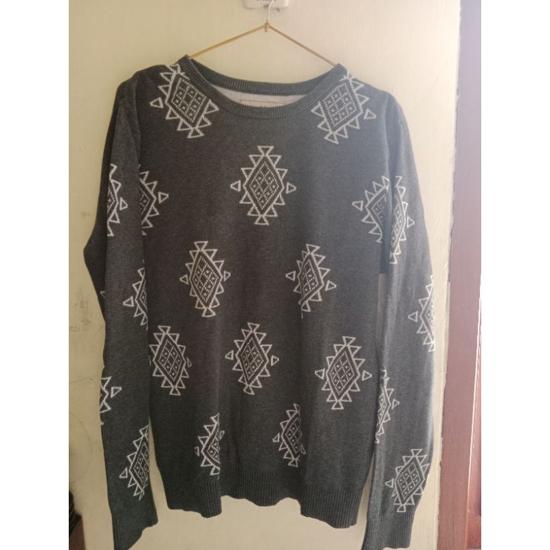 Preloved sweater salt n pepper
