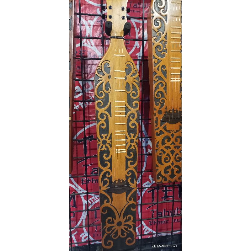 Sape Dayak Ukir Murah bekualitas