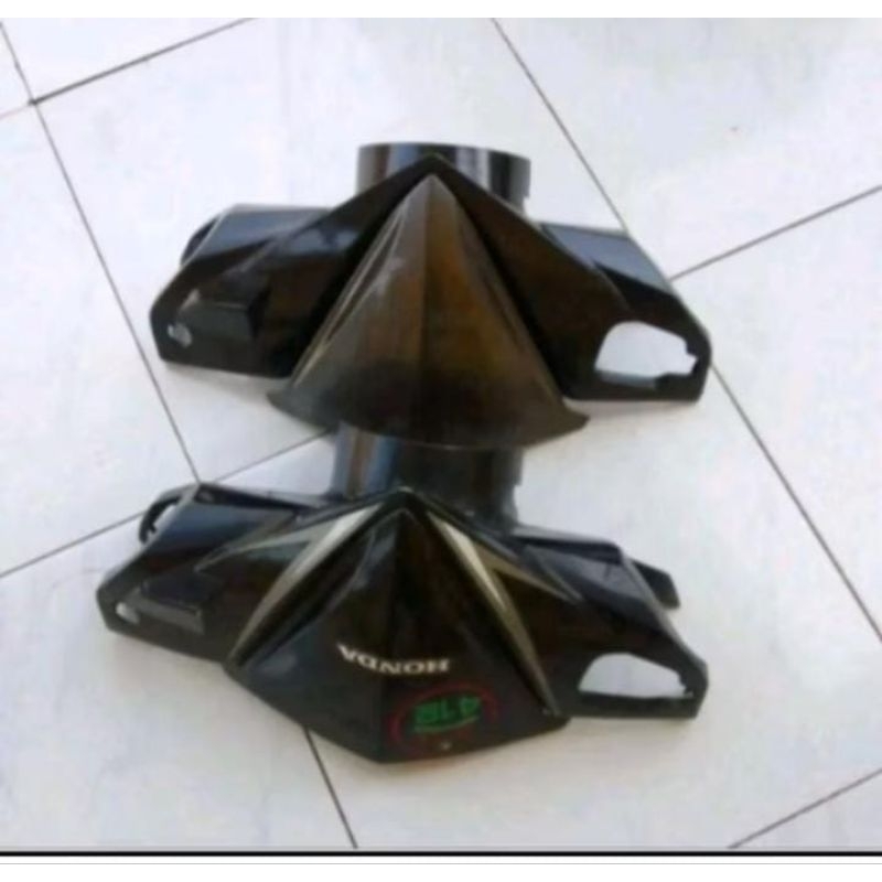 Cover Batok Kepala Depan Vario 125 OLD Original