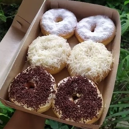 

donat klasik empuk topping gula/meises/keju