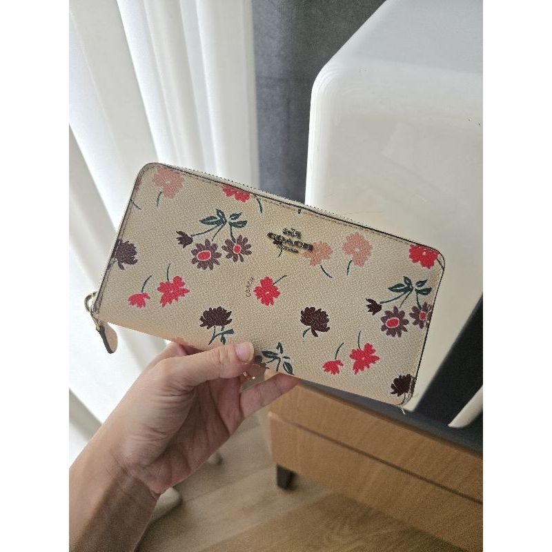dompet panjang coach wallet / limited flower edition hongkong