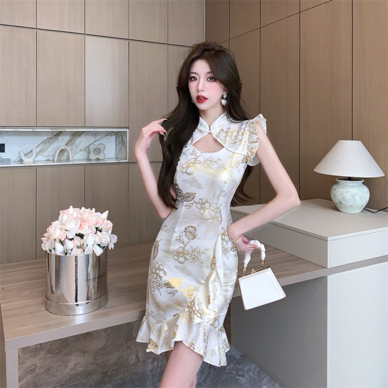 New Dress cheongsam / qipao slimfit warna putih gold new collection 2025
