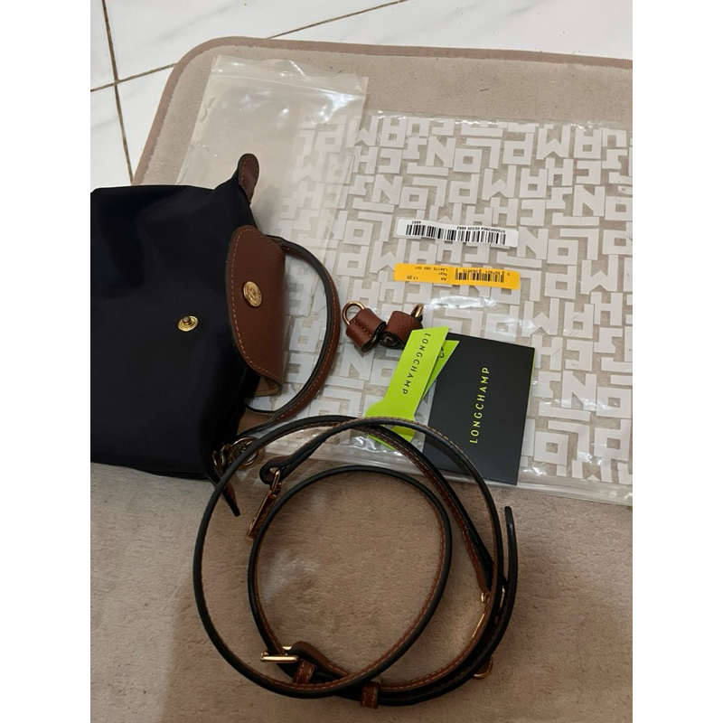 Preloved LC mini pouch with long strap original Long Champ Tas Kulit Hitam Coklat
